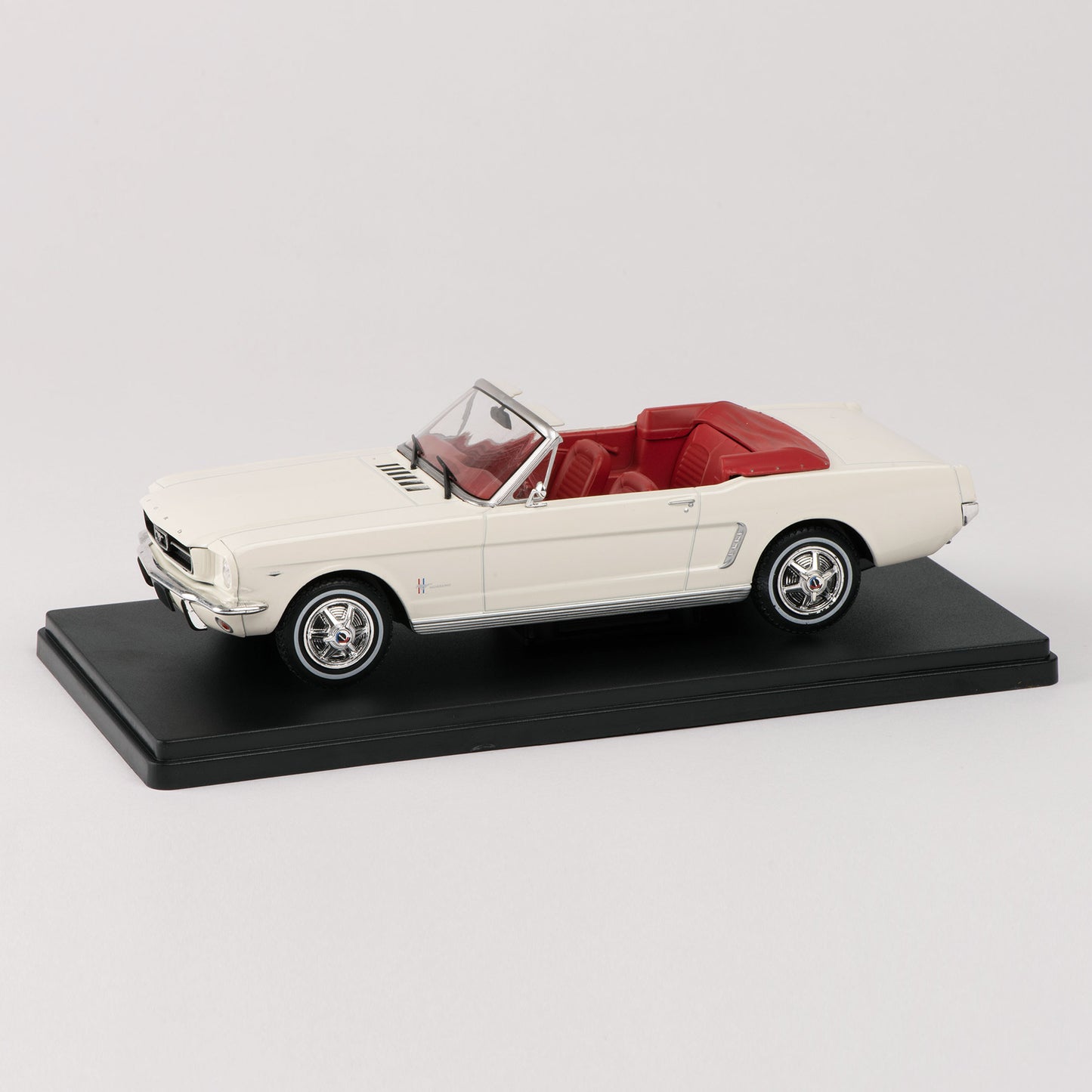 Ford Mustang Convertible